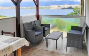 Gorgeous Apartment In Pag With House Sea View